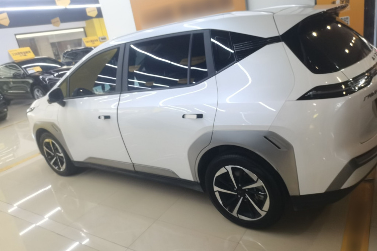 埃安 AION Y 2024款 Younger 星耀版车身外观6003