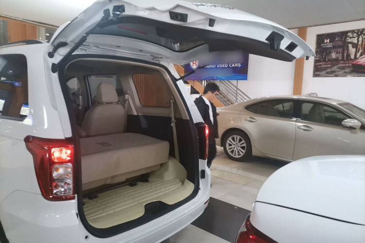 五菱汽车 五菱宏光 2021款 1.5L改款 S舒适型 液压助力LAR机舱底盘23