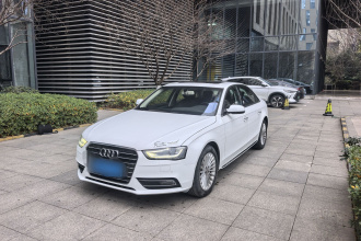 奥迪A4L 2016款 35 TFSI 典藏版 自动标准型