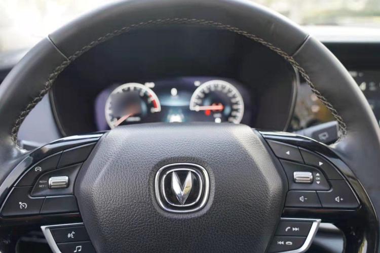 长安CS95 2019款 2.0T 两驱豪华型局部细节23