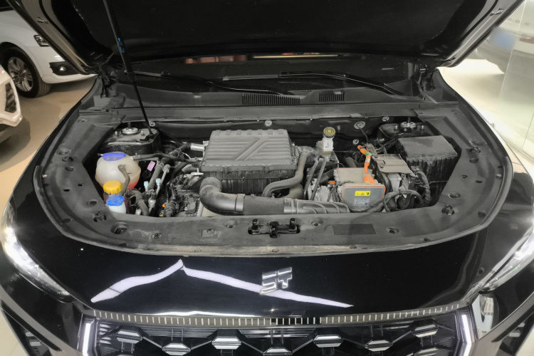 捷途X70 C-DM 2024款 远航版PRO 5座机舱底盘24