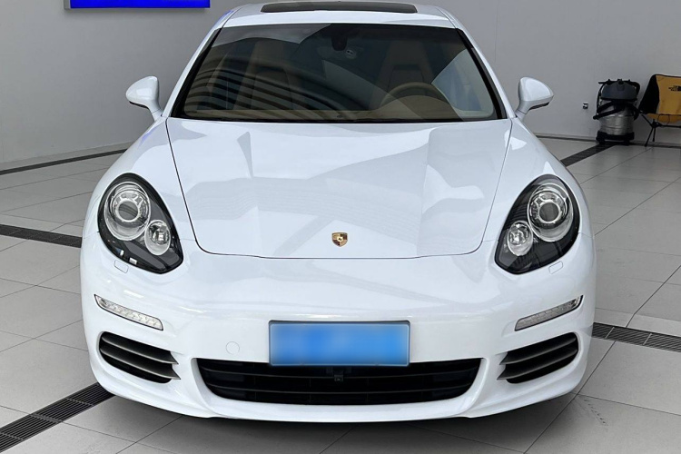 保时捷 2014款 Panamera 4 3.0T车身外观6001