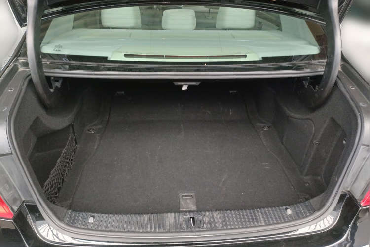 奔驰E级(进口) 2009款 E 300 优雅型局部细节23