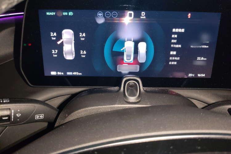 小鹏P7 2023款 P7i 702 Max局部细节14