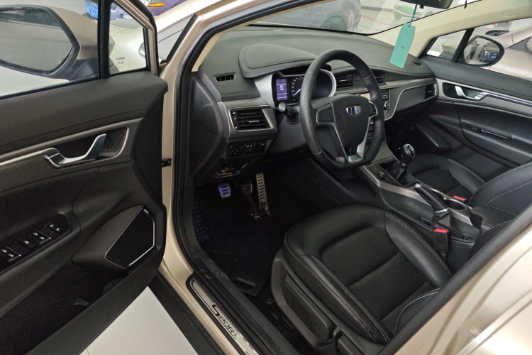 吉利汽车 帝豪GS 2016款 运动版 1.8L 手动领尚型中控内饰20