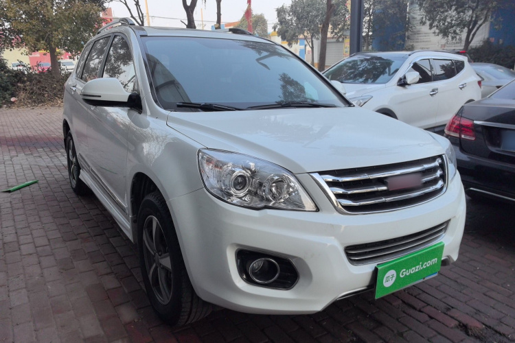 哈弗H6 2015款 升级版 1.5T 手动两驱精英型车身外观3