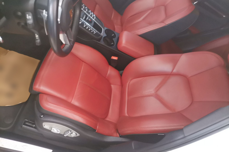 保时捷 2021款 Macan S 3.0T中控内饰19