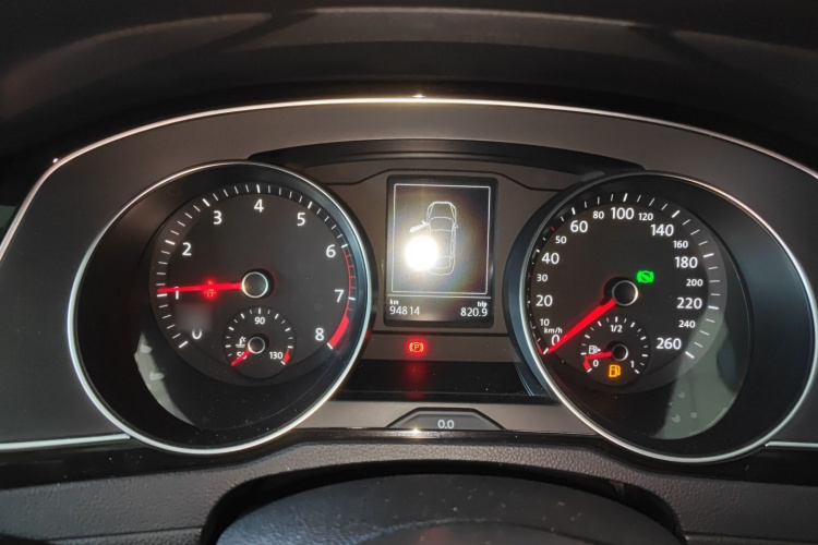 大众 迈腾 2017款 330TSI DSG 领先型局部细节14