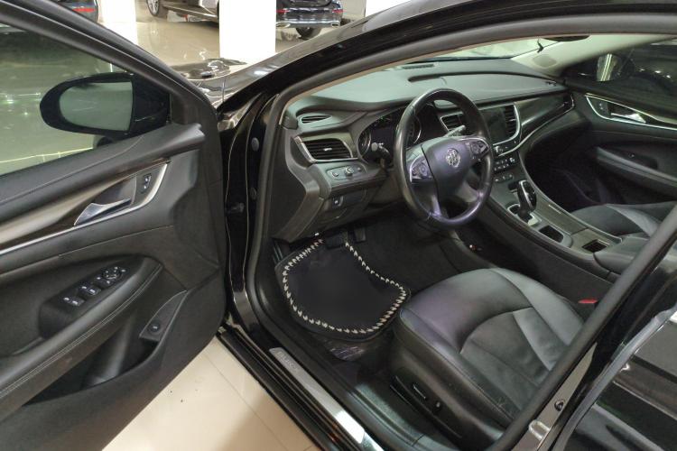 别克 君越 2018款 20T 精英型中控内饰20