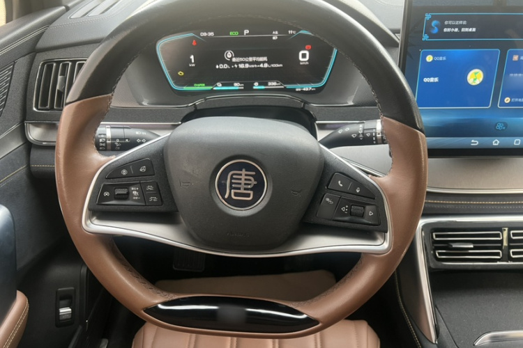 比亚迪 唐新能源 2021款 DM-i 112KM 尊荣型中控内饰7006