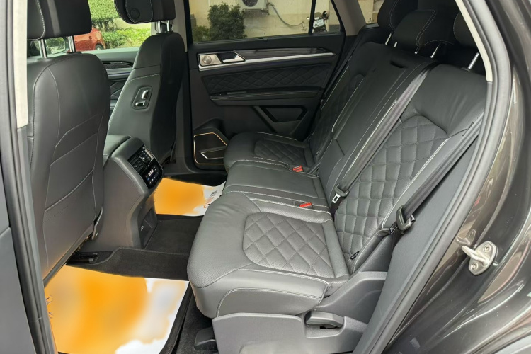 大众 途昂X 2019款 530 V6 四驱尊崇旗舰版中控内饰7007