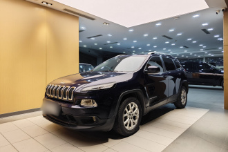 Jeep 自由光 2016款 2.4L 领先版