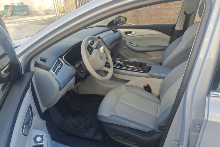 飞凡汽车 飞凡ER6 2020款 620km 智享版中控内饰7002