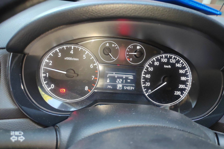 日产 骐达TIIDA 2013款 1.6L CVT酷咖版局部细节14