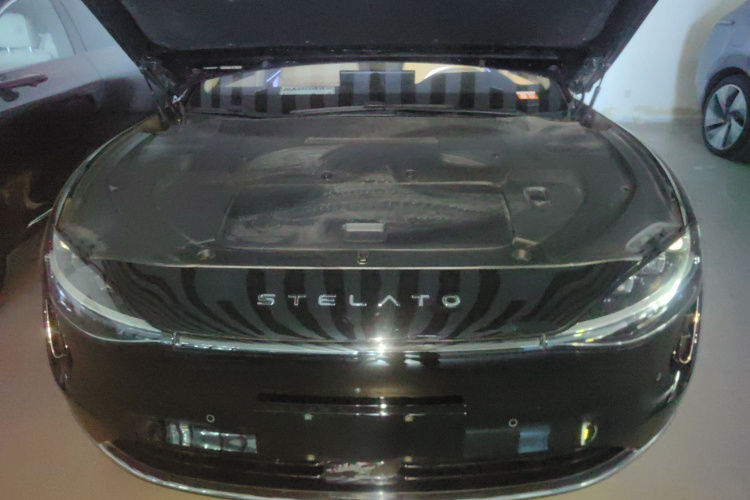 鸿蒙智行 享界S9 2024款 纯电 Ultra 四驱旗舰版机舱底盘24