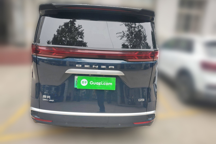 腾势D9 2022款 DM-i 970 四驱旗舰型车身外观6004