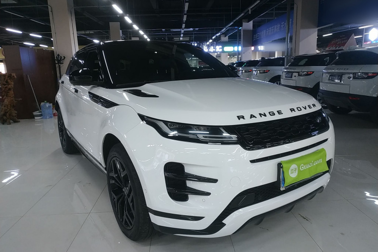 路虎 揽胜极光 2020款 249PS R-DYNAMIC S 曜黑运动科技版车身外观3