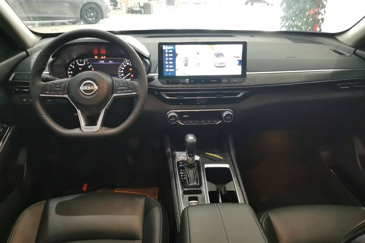 日产 天籁 2022款 2.0L XL-TLS 悦享版中控内饰7002