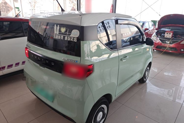 五菱汽车 宏光MINIEV 2022款 马卡龙臻享款 磷酸铁锂车身外观7