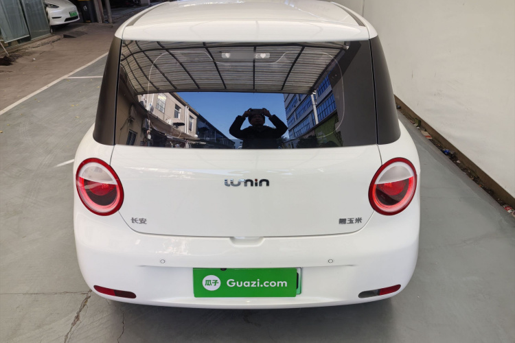 长安启源 长安Lumin 2023款 205km 香沁款车身外观6012