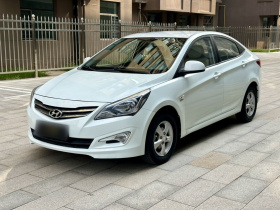 现代 瑞纳 2014款 1.4L 手动智能型GLS