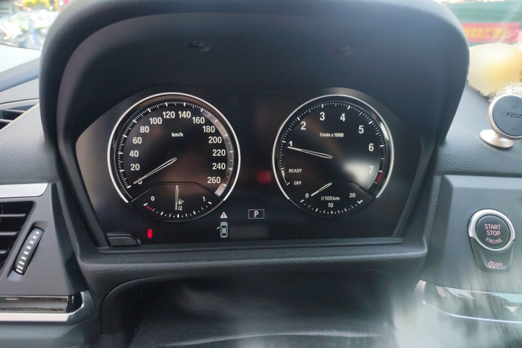 宝马1系 2018款 改款 118i 运动型局部细节14