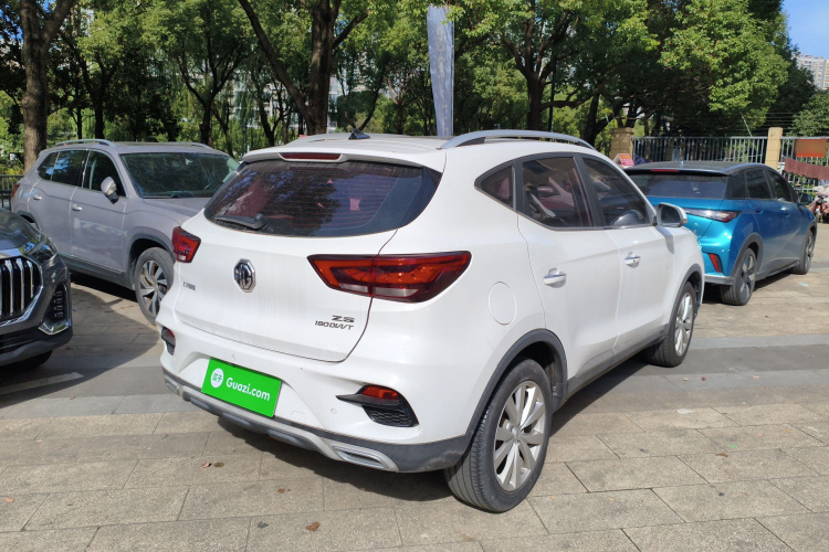 名爵ZS 2020款 180DVVT 自动Lite车身外观7