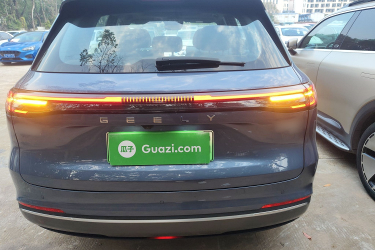 吉利银河 银河星舰7 EM-i 2025款 120km 领航版车身外观6