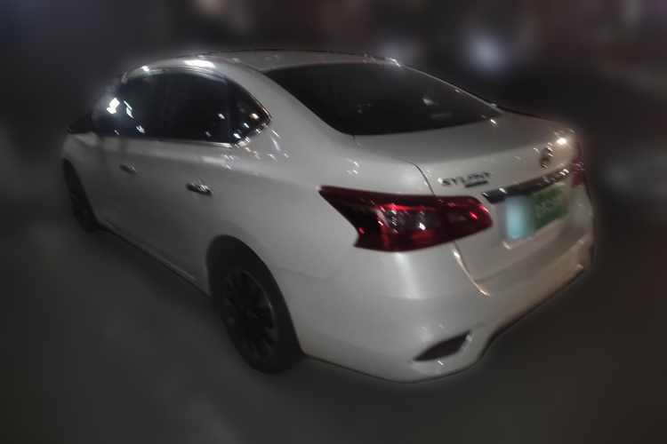 日产 轩逸 2019款 经典 1.6XE CVT舒适版车身外观5