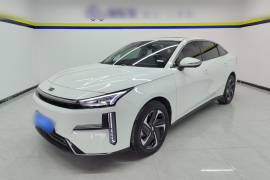 吉利银河 银河L6 2024款 125km PLUS 龙腾版