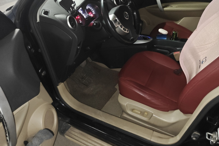 日产 逍客 2012款 2.0XV 雷 CVT 2WD中控内饰7003