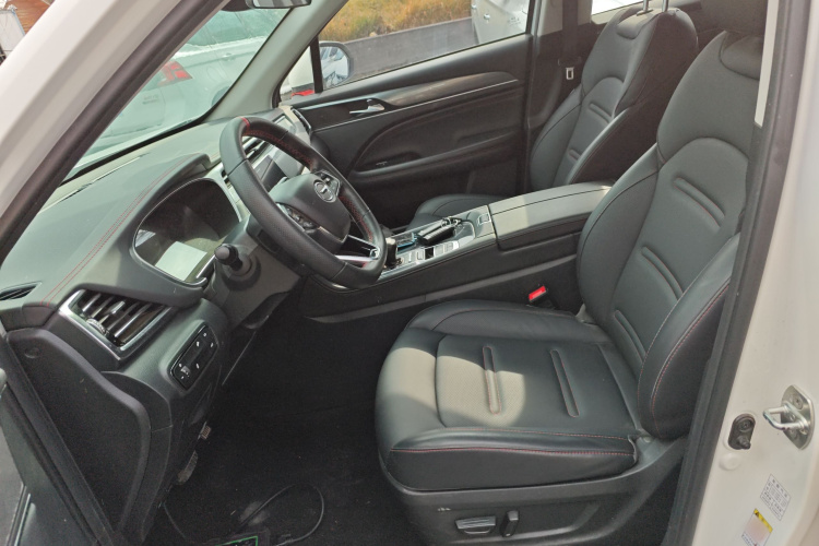 广汽传祺 传祺GS4 PLUS 2021款 390T 自动星云版局部细节19