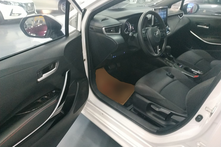 丰田 雷凌 2022款 双擎 1.8H E-CVT豪华版中控内饰20