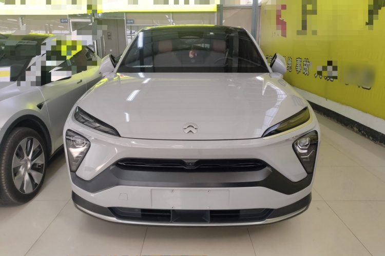 蔚来EC6 2020款 430KM 运动版车身外观2