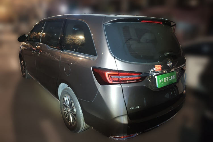 别克GL8 2023款 陆上公务舱 智享型车身外观5