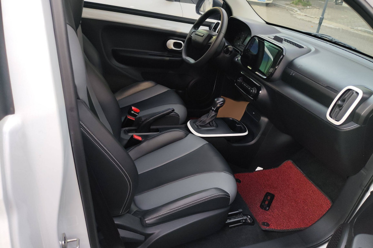 荣威 科莱威CLEVER 2022款 311km元气啵啵版中控内饰7004