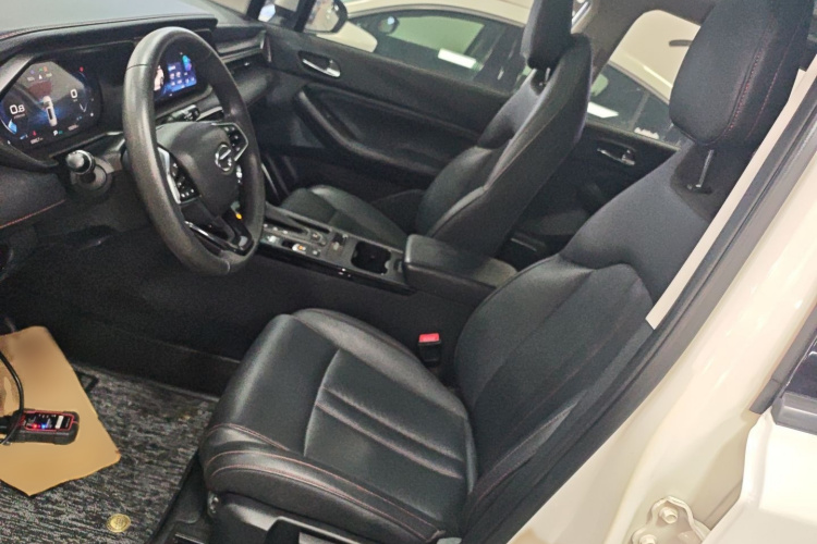 广汽传祺 传祺GS4 2020款 270T 自动豪华智联版局部细节19