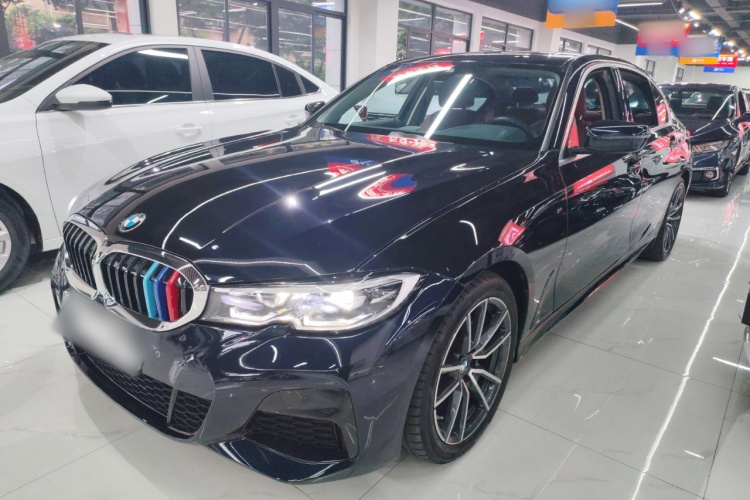 宝马3系 2022款 325Li M运动曜夜套装车身外观1