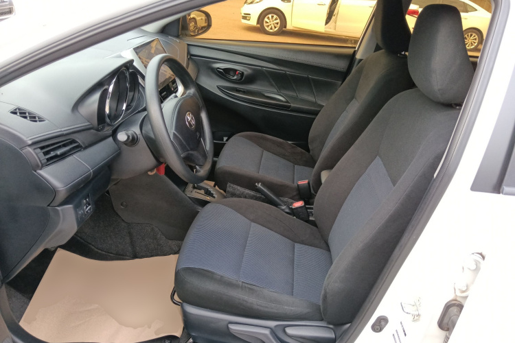 丰田 YARiS L 致享 2017款 1.5E CVT魅动版局部细节19