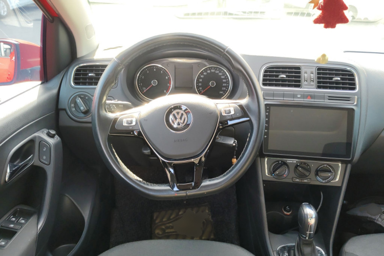 大众 Polo 2016款 1.6L 自动舒适型中控内饰13