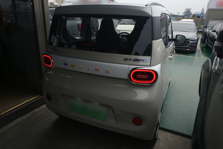 五菱汽车 宏光MINIEV 2024款 第三代 215km 进阶版车身外观6005