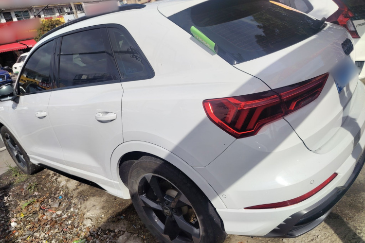 奥迪Q3 2021款 35 TFSI 时尚动感型车身外观6003