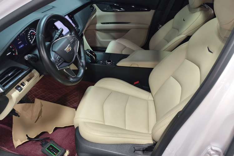 凯迪拉克CT6 2021款 28T 时尚型中控内饰19