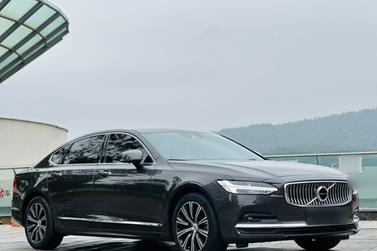 沃尔沃S90 2021款 B5 智逸豪华版车身外观6004