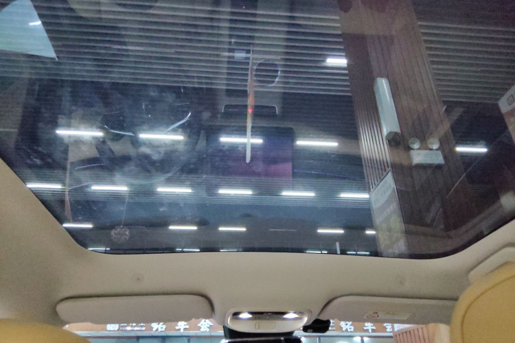 鸿蒙智行 问界M5 2022款 增程后驱标准版中控内饰22