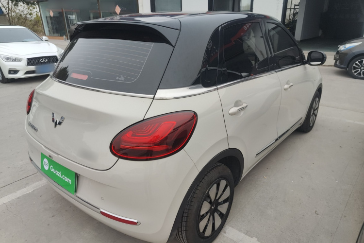 五菱汽车 五菱缤果 2023款 203km 舒享款车身外观6005