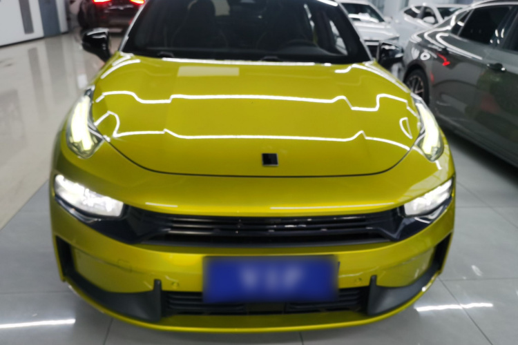 领克03 2019款 03+ 2.0TD 自动驭风版车身外观2