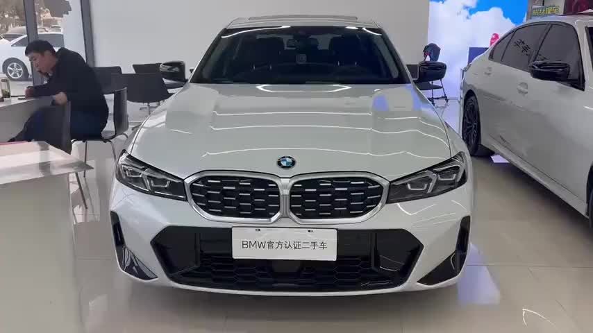 宝马3系 2025款 325i M运动套装实拍1