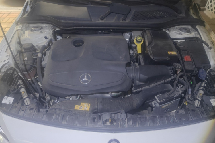 奔驰GLA 2016款 GLA 200 时尚型局部细节24