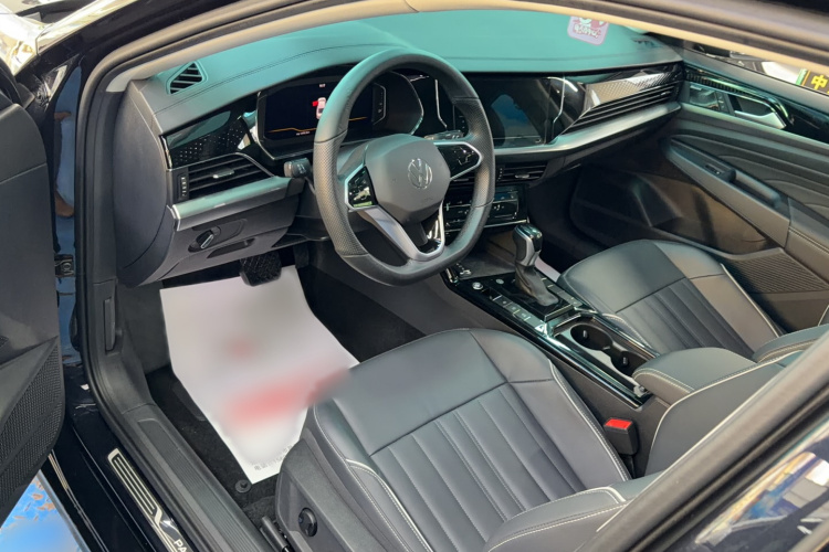 大众 帕萨特 2023款 改款 330TSI 精英版中控内饰7006